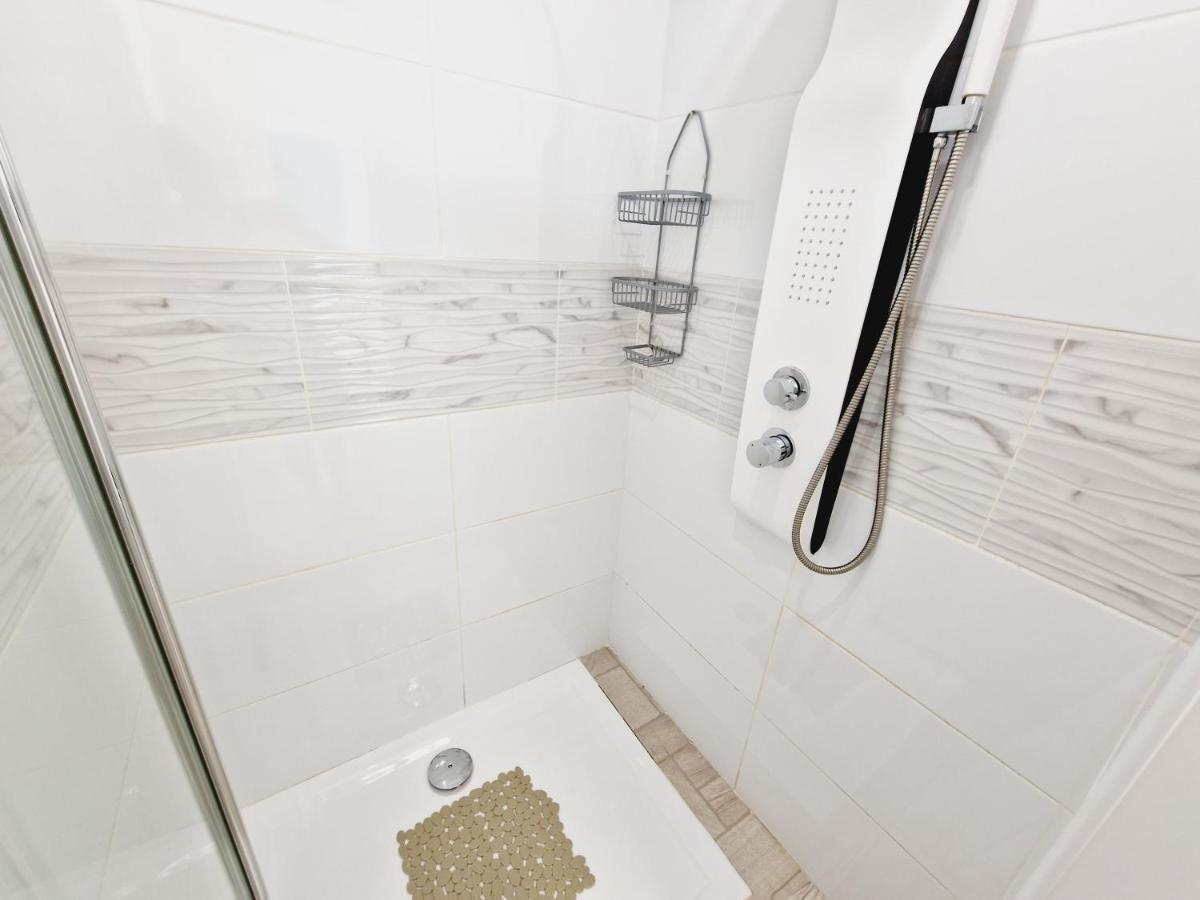 Daniel Beachfront, 2 Rooms Wifi Free 美洲海滩 外观 照片
